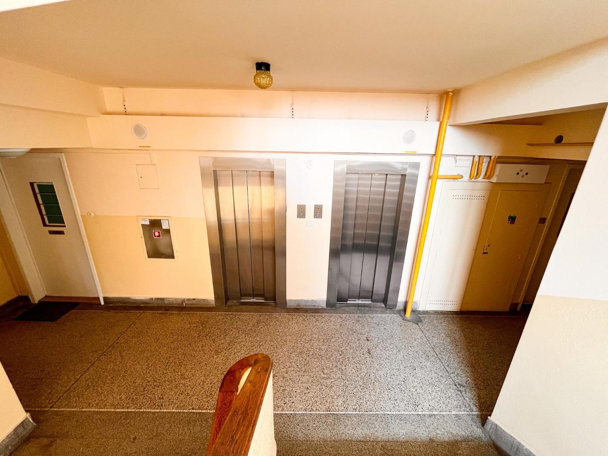 Flat With Nicest Wiew In Old Town - 3 Bedrooms, Ac บราติสลาวา ภายนอก รูปภาพ